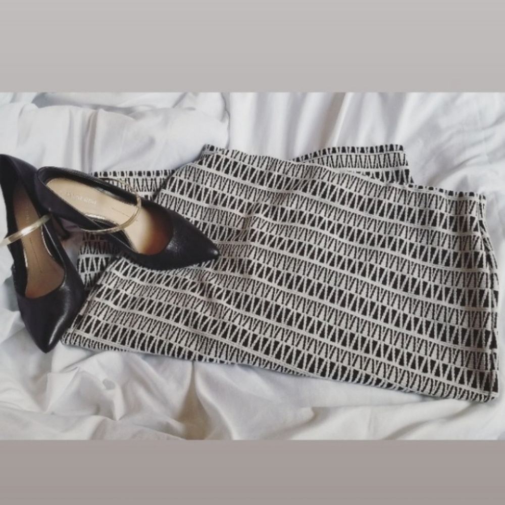💜5/25💜NYCC Business Skirt
